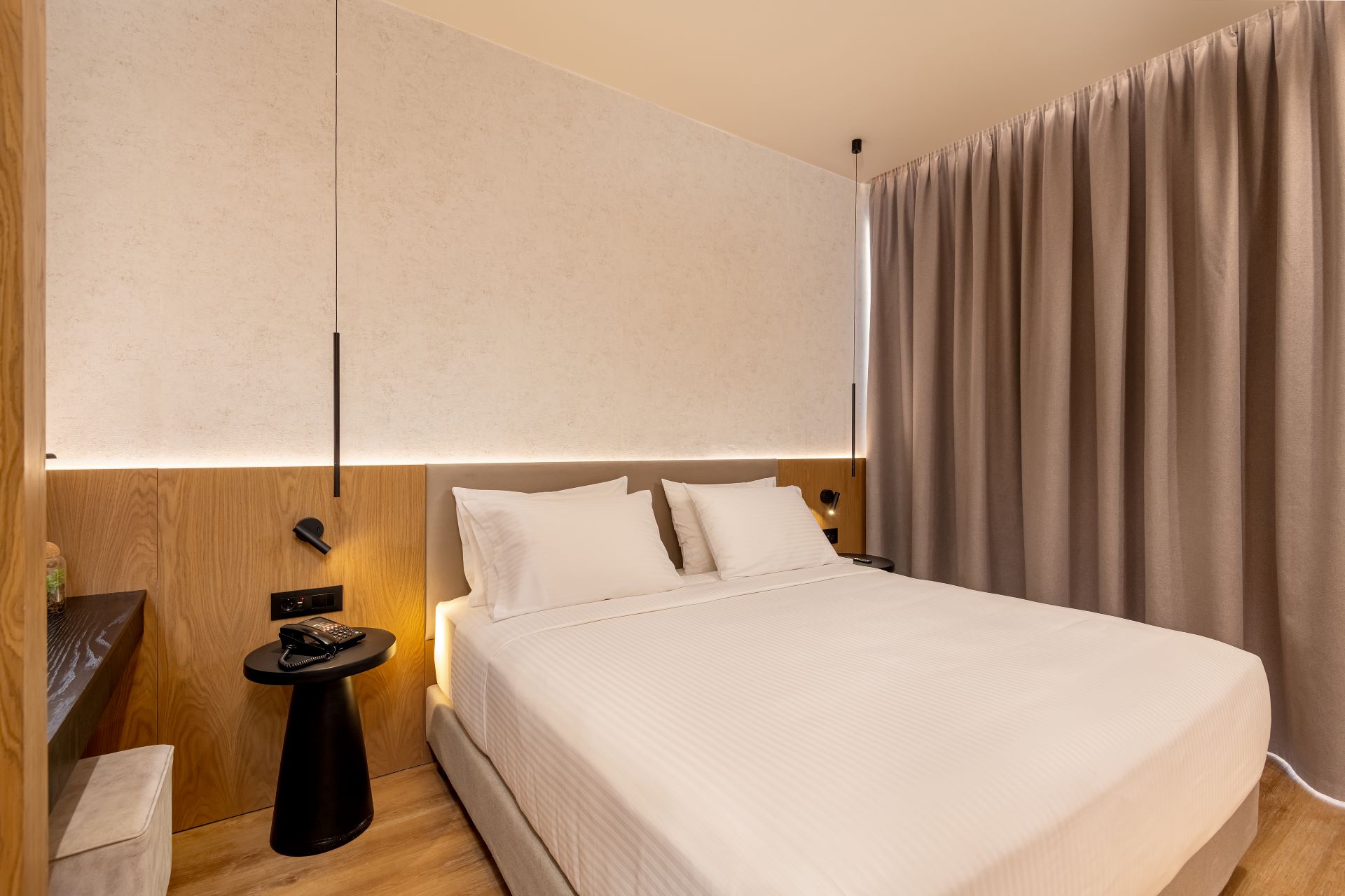 
Evanik Chic Hotel Room TRA 4807